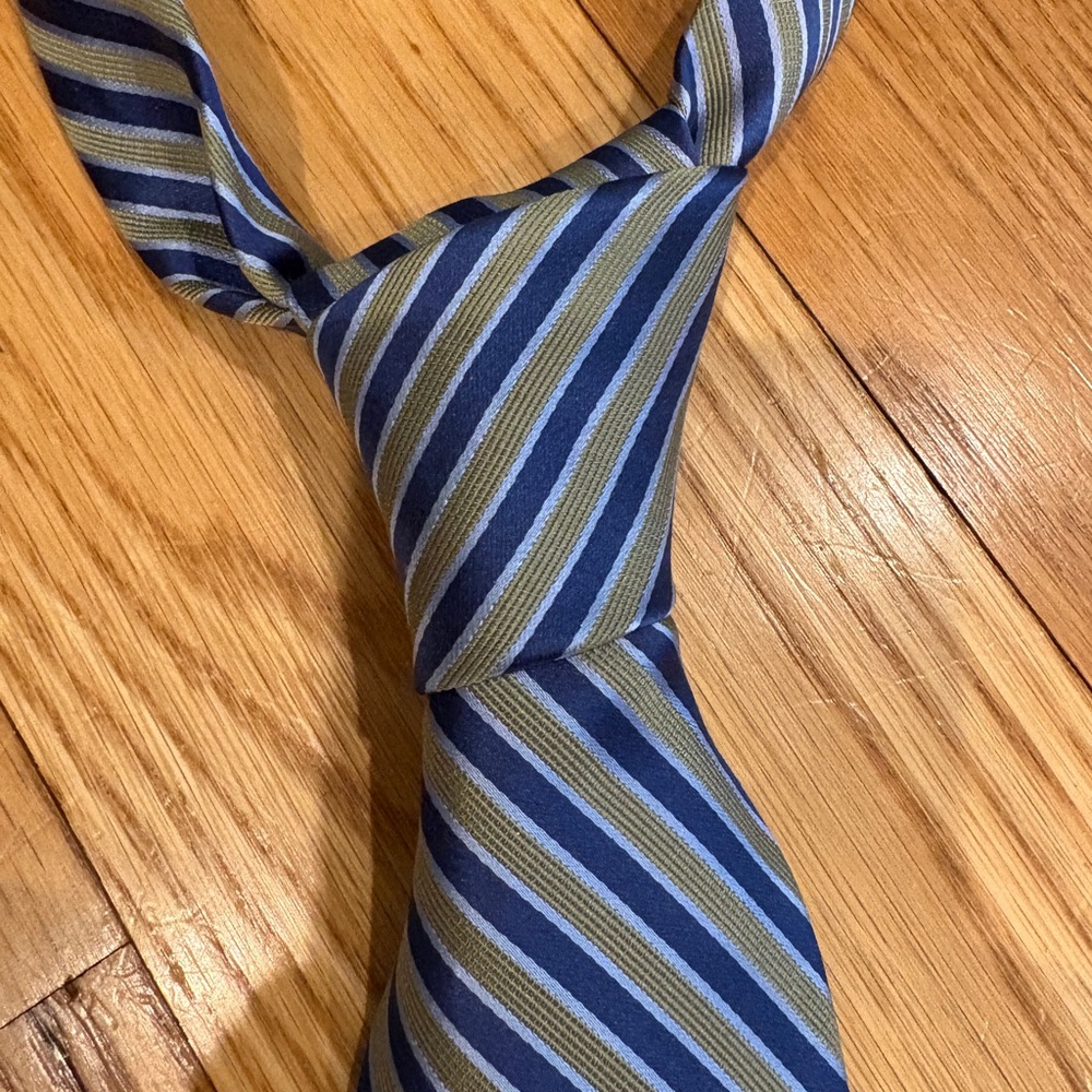 Nautica men’s striped tie
